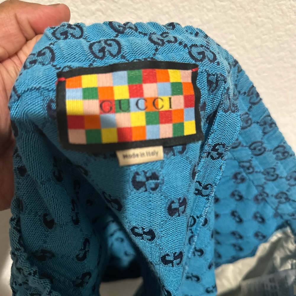 Authentic Gucci Blue Men's Shorts - Picture 6 of 11